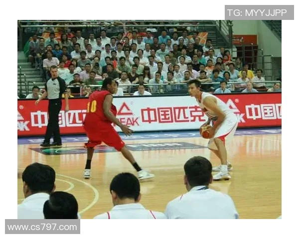 成都篮球队在联合会杯积分榜中以57分稳居第一名展现强劲实力